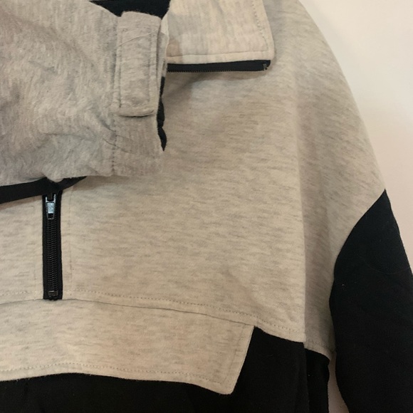 Garage, size large, grey and black collared sweater - Picture 3 of 5